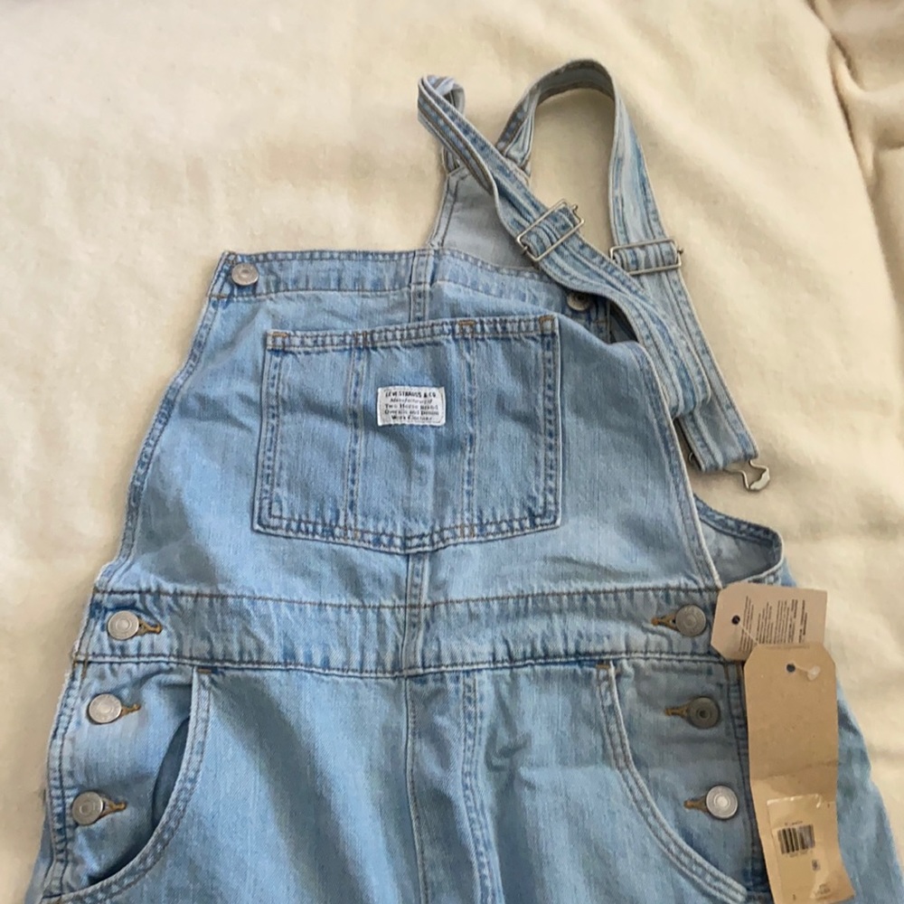 Levi’s overalls size small